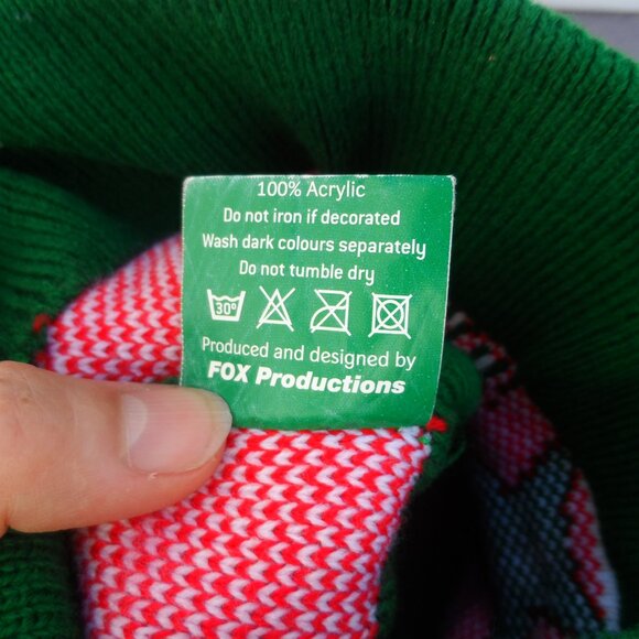 Adult Heineken Beanie / Toque with Pom Pom- NEW - Picture 4 of 6